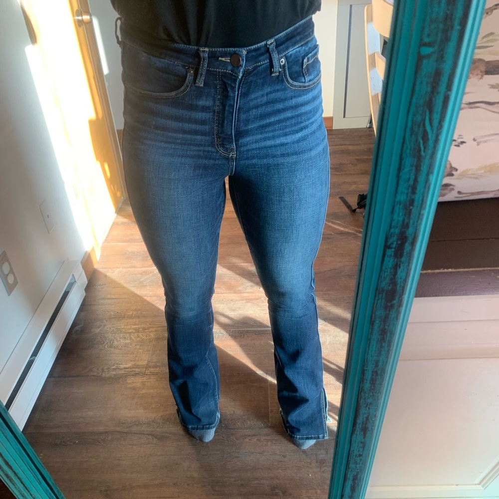 BKE blue bootcut Jeans 29x35.5